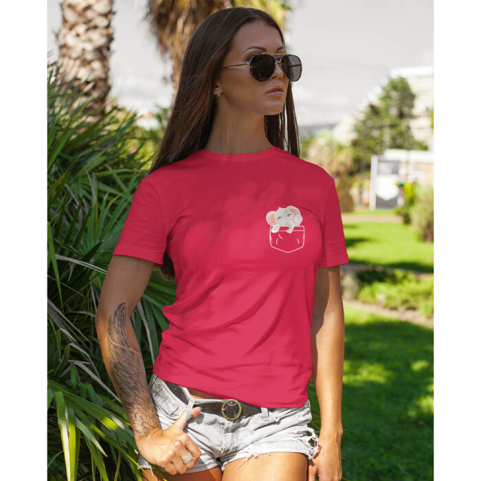 Elephant Pocket | T-Shirt